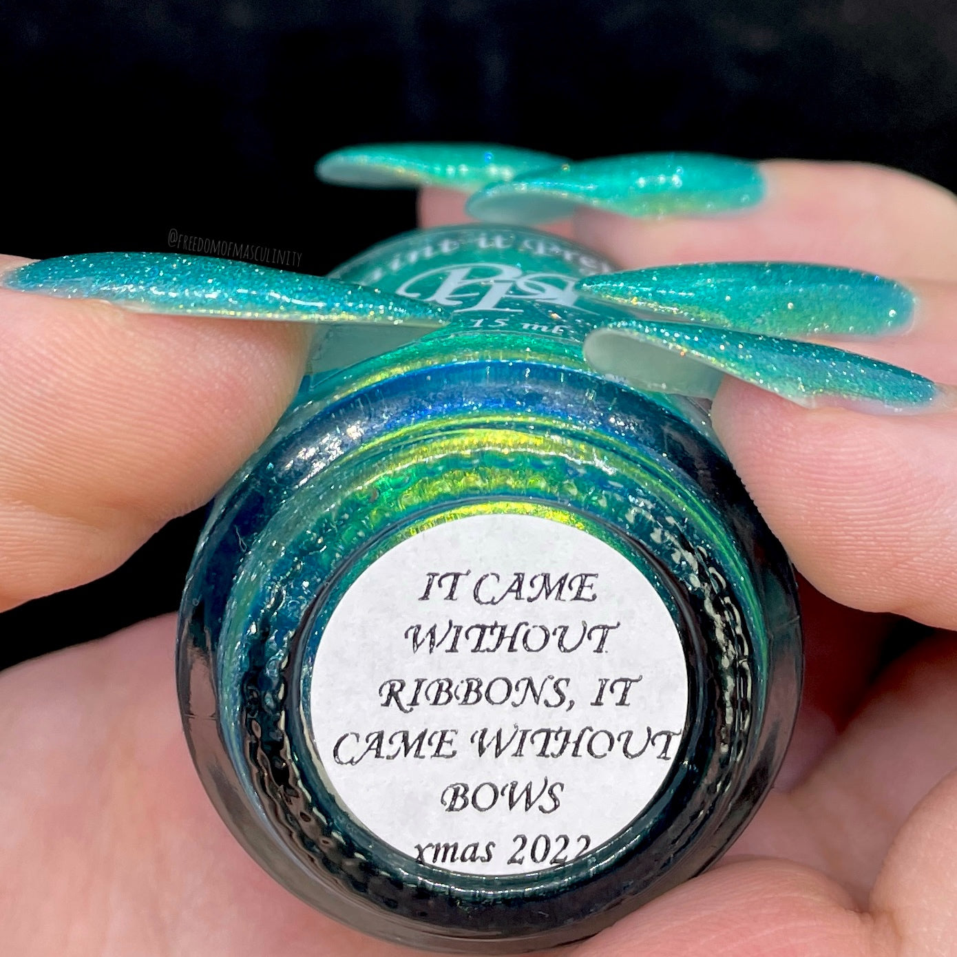 It Came Without Ribbons, It Came Without Bows