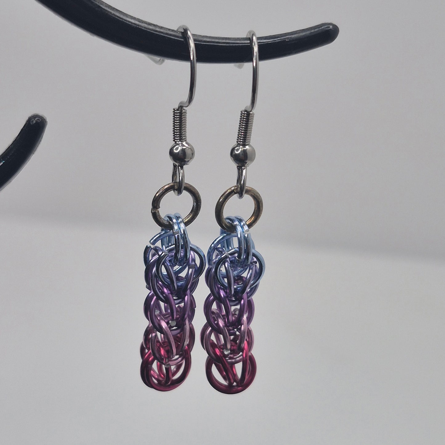 Persian weave earrings,gradient chainmail