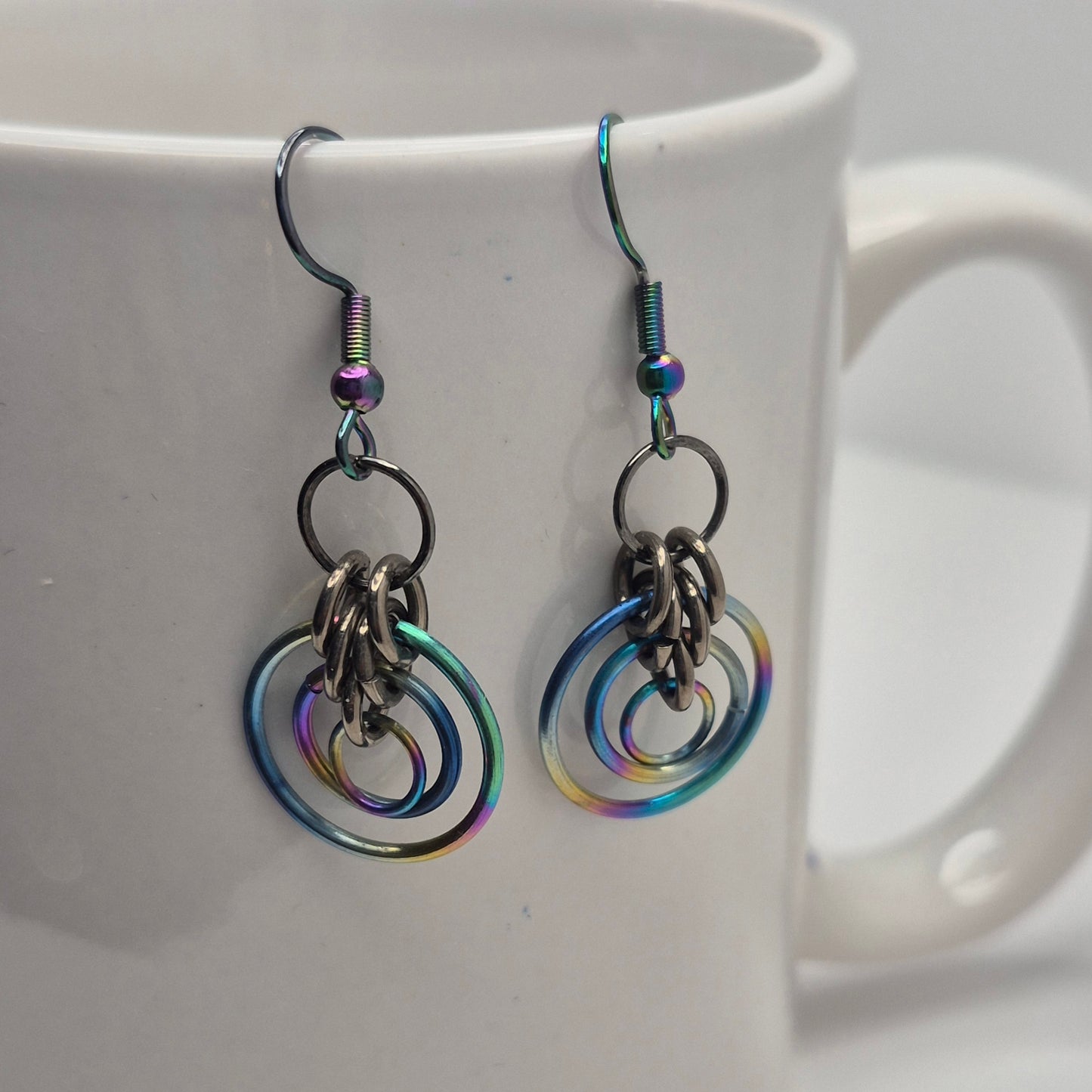 Rainbow circle earrings chainmail