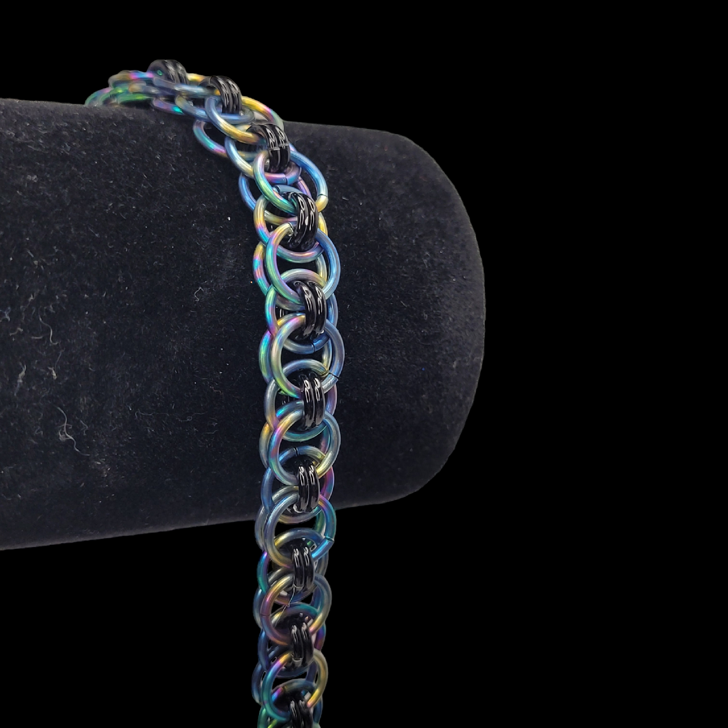 Rainbow chainmail bracelet, helm weave
