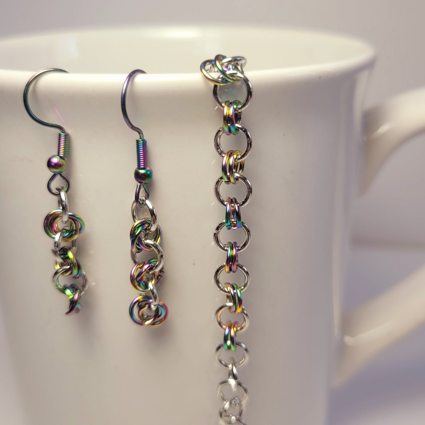 Bracelet and earring set, multichrome, rainbow stainless steel chainmail
