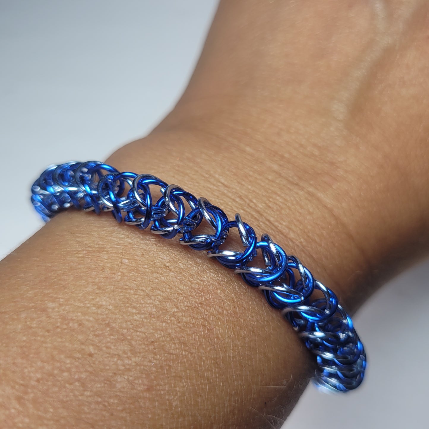 Bracelet, blue and ice blue chainmail