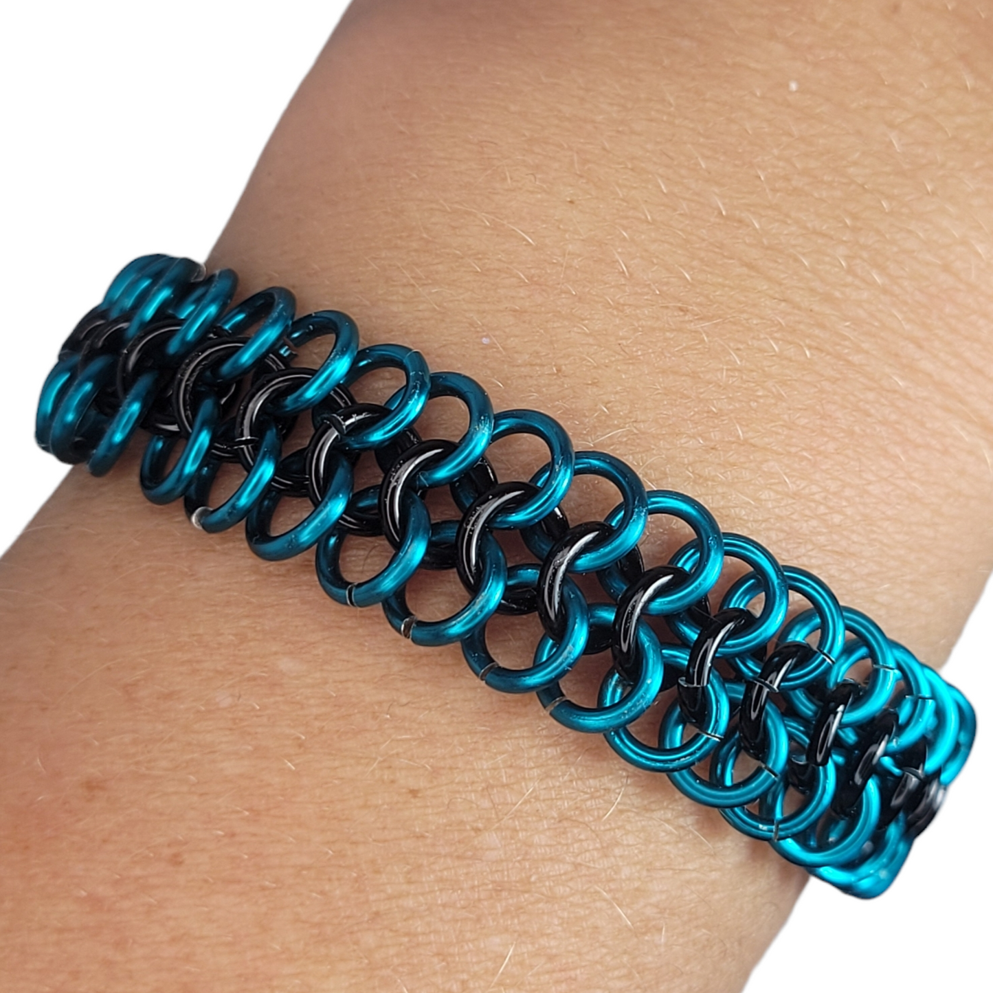 European 4 in 1 chainmail bracelet