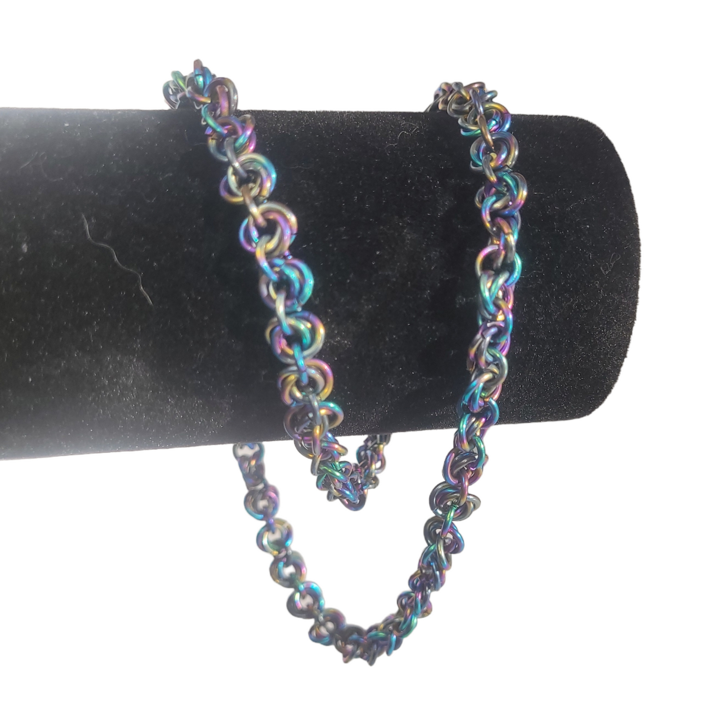 Rainbow rosette chainmail necklace